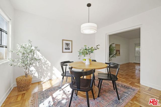 5345 Village, Los Angeles, CA 90016