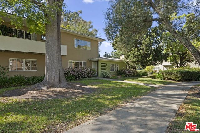 5345 Village, Los Angeles, CA 90016