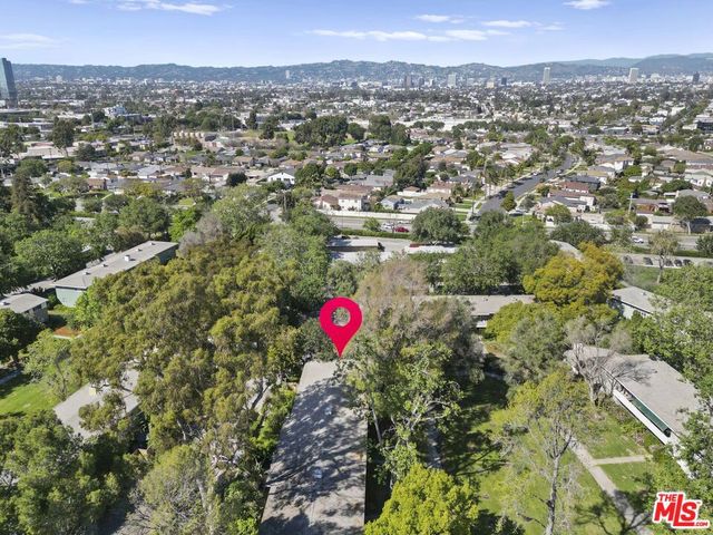 5345 Village, Los Angeles, CA 90016