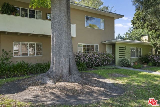 5345 Village, Los Angeles, CA 90016