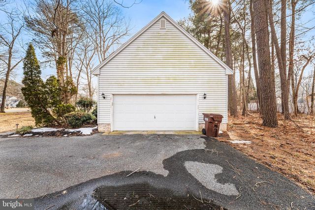 6262 WHITE COVE DR, Salisbury, MD 21801