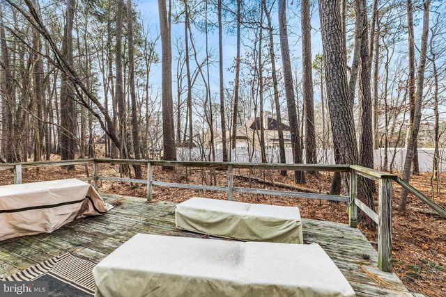 6262 WHITE COVE DR, Salisbury, MD 21801