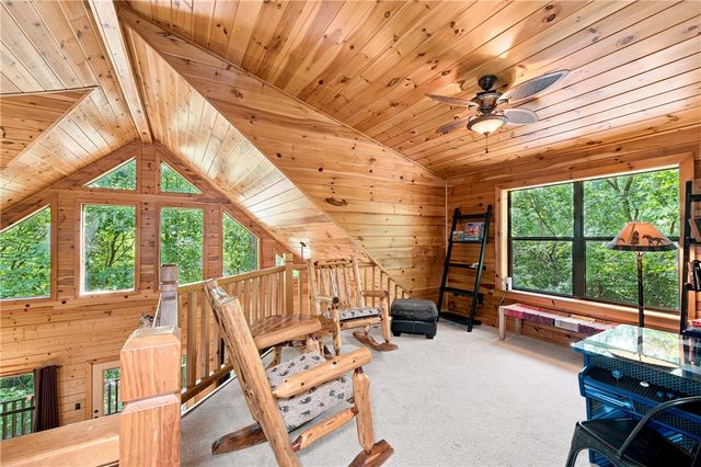22365 N Log Cabin Drive, Sulphur Springs, AR 72768