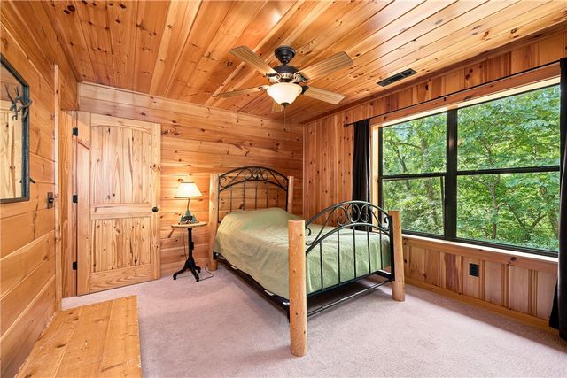 22365 N Log Cabin Drive, Sulphur Springs, AR 72768