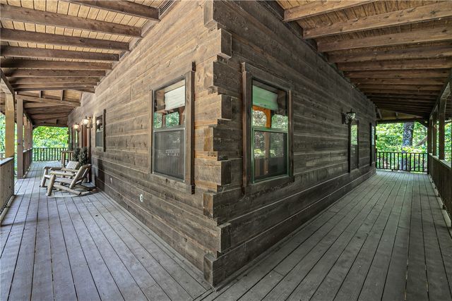 22365 N Log Cabin Drive, Sulphur Springs, AR 72768