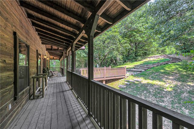 22365 N Log Cabin Drive, Sulphur Springs, AR 72768
