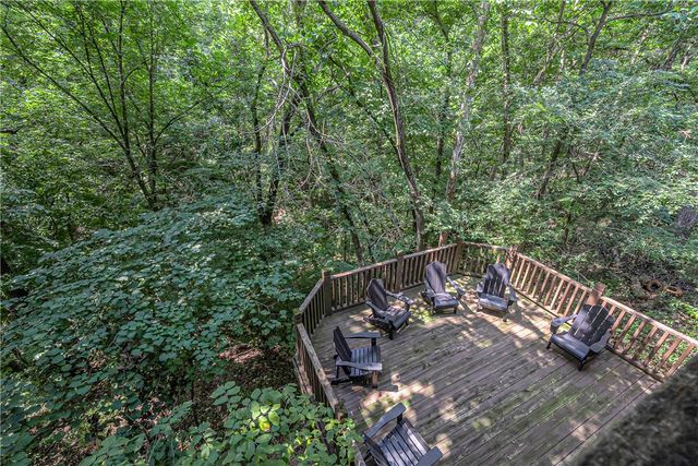 22365 N Log Cabin Drive, Sulphur Springs, AR 72768