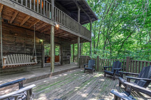22365 N Log Cabin Drive, Sulphur Springs, AR 72768