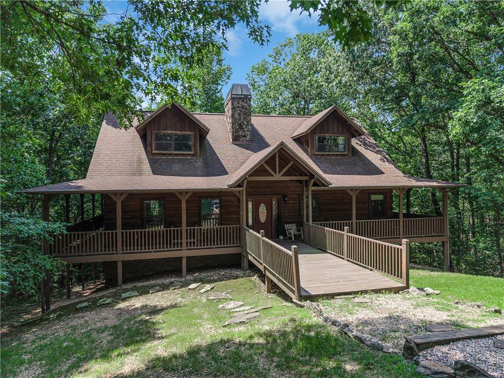 22365 N Log Cabin Drive, Sulphur Springs, AR 72768