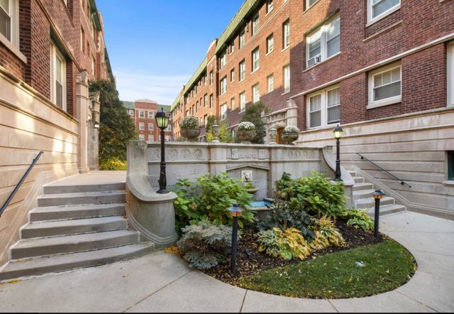 2740 N Hampden Court 2Z, Chicago, IL 60614
