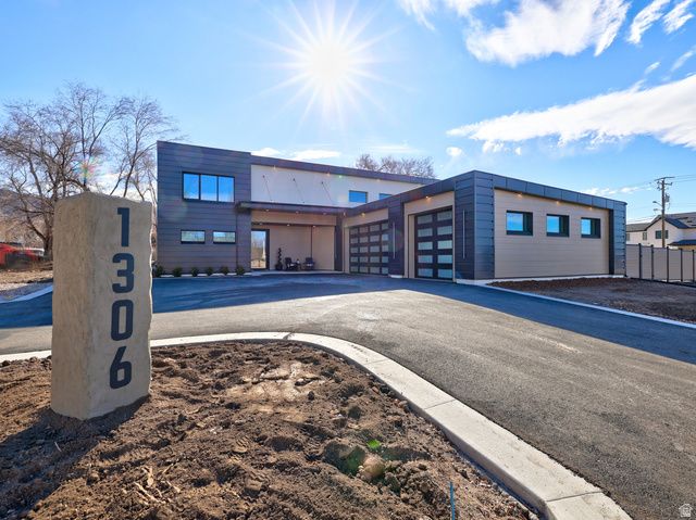 1306 E VICTOR LN, Draper, UT 84020