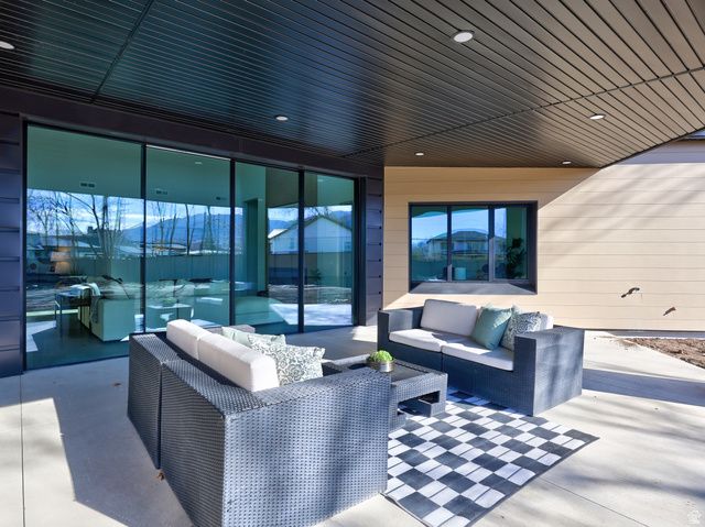 1306 E VICTOR LN, Draper, UT 84020