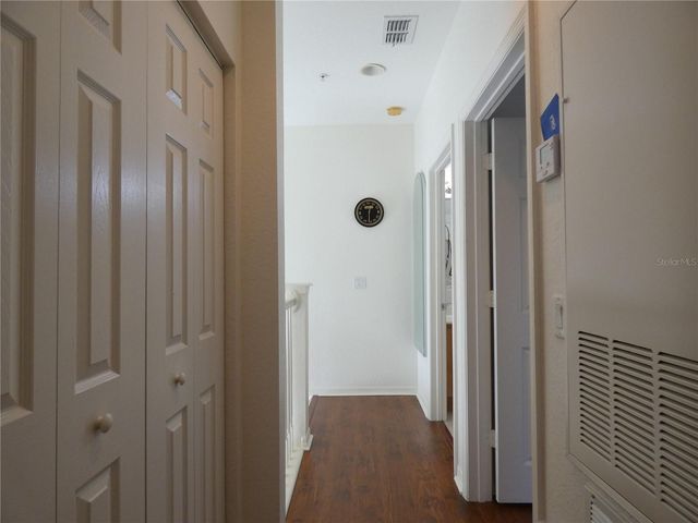 2406 GRAND CENTRAL PARKWAY 14, Orlando, FL 32839