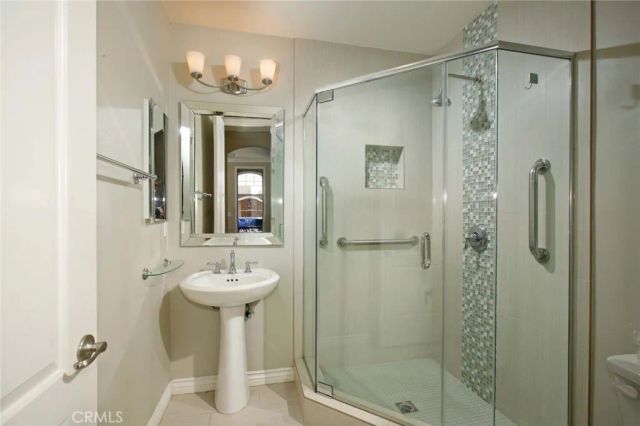 535 W Lemon, Monrovia, CA 91016