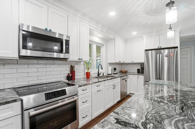 6800 Vienna Woods, Miami Twp, OH 45459