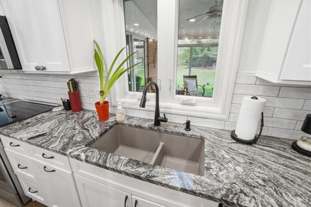 6800 Vienna Woods, Miami Twp, OH 45459