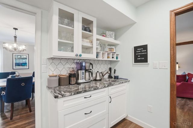 6800 Vienna Woods, Miami Twp, OH 45459