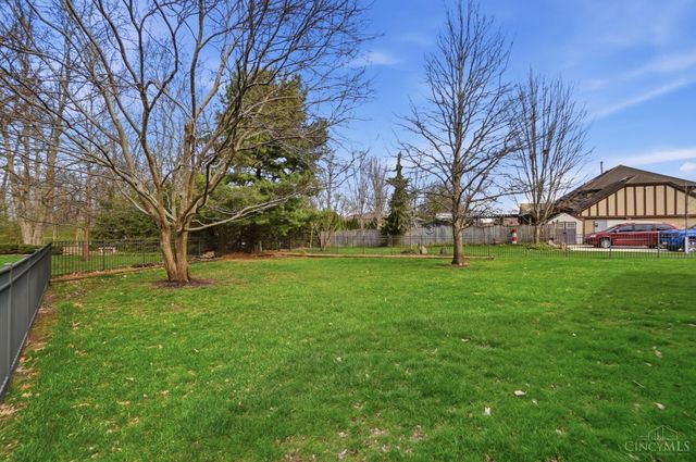 6800 Vienna Woods, Miami Twp, OH 45459