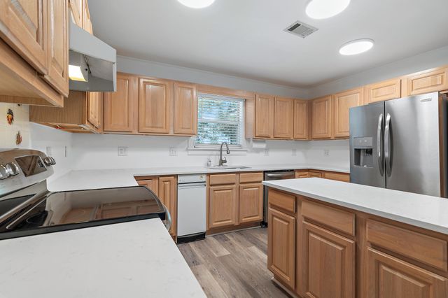 181 Morrison Avenue, Santa Rosa Beach, FL 32459