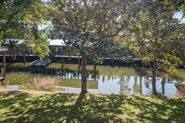 181 Morrison Avenue, Santa Rosa Beach, FL 32459
