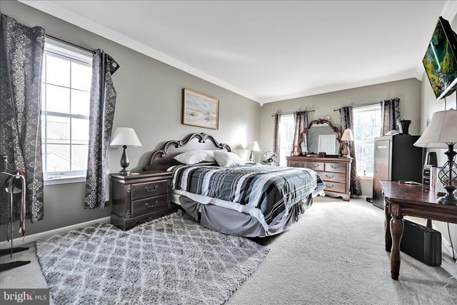 748 CONNOLLY DR, Red Lion, PA 17356