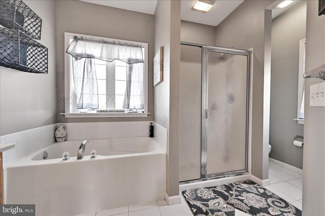 748 CONNOLLY DR, Red Lion, PA 17356