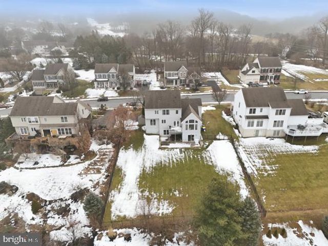 748 CONNOLLY DR, Red Lion, PA 17356