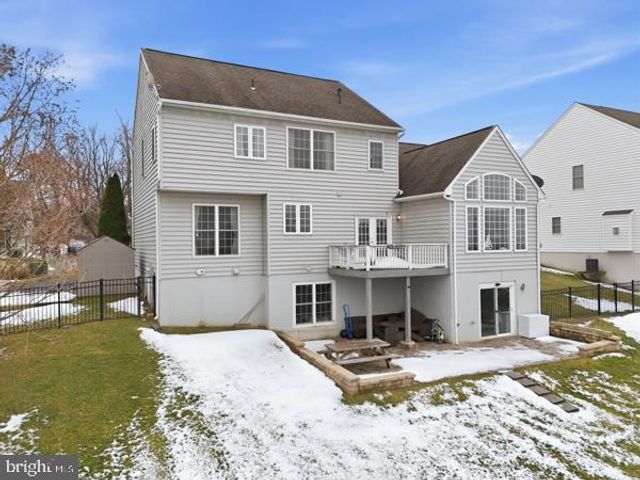 748 CONNOLLY DR, Red Lion, PA 17356