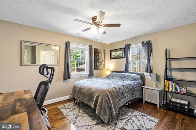 7801 GAMBRILL RD, Springfield, VA 22153