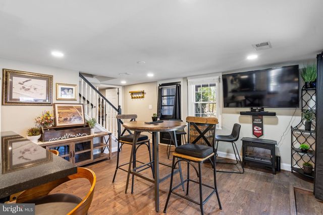 7801 GAMBRILL RD, Springfield, VA 22153