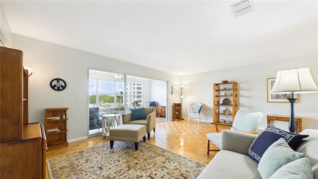 5935 30TH AVENUE S 312, Gulfport, FL 33707