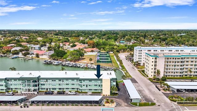 5935 30TH AVENUE S 312, Gulfport, FL 33707