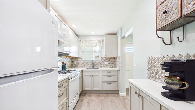 5935 30TH AVENUE S 312, Gulfport, FL 33707