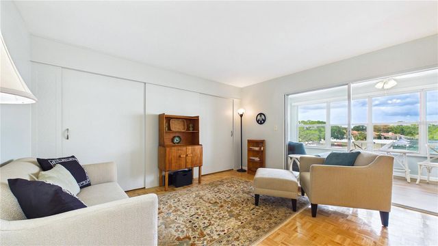 5935 30TH AVENUE S 312, Gulfport, FL 33707