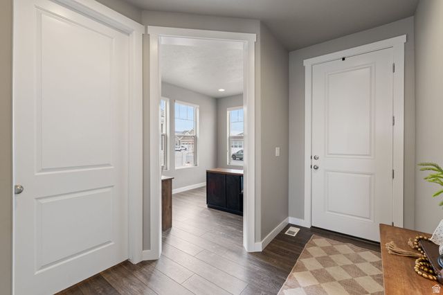 1325 E DESERT PEAK, Eagle Mountain, UT 84005