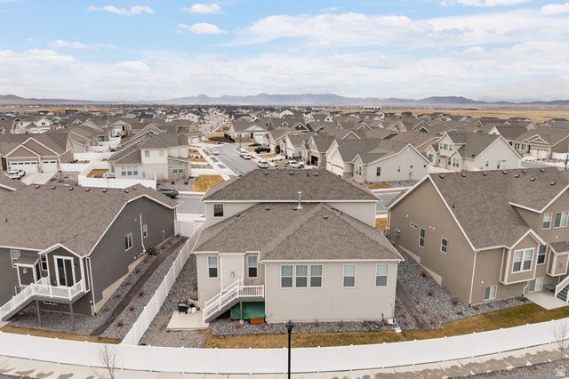 1325 E DESERT PEAK, Eagle Mountain, UT 84005