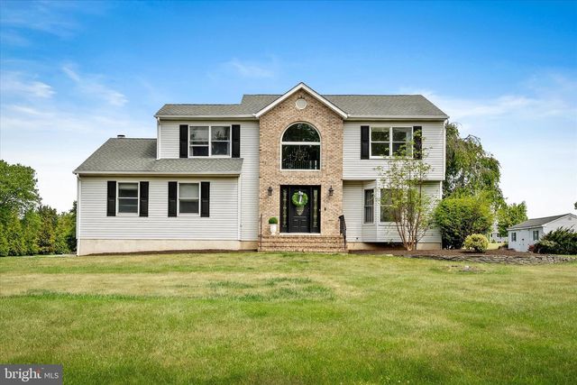 2 CARNEY WAY, Hamilton, NJ 08620