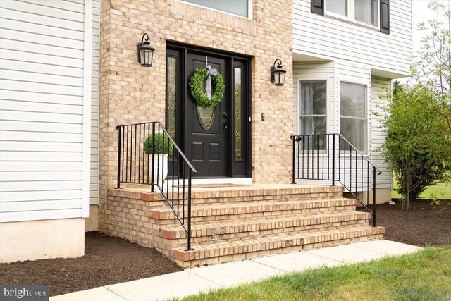 2 CARNEY WAY, Hamilton, NJ 08620