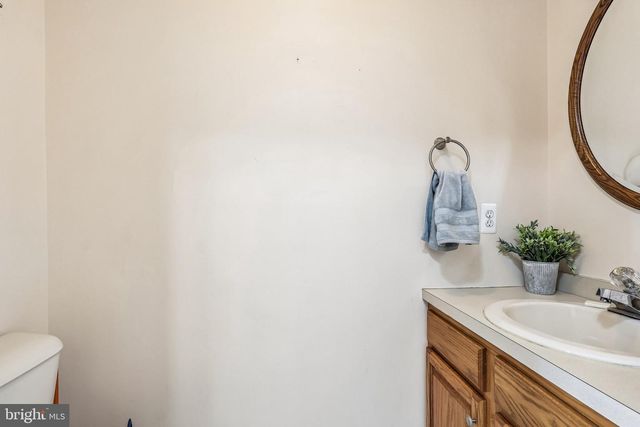 2 CARNEY WAY, Hamilton, NJ 08620