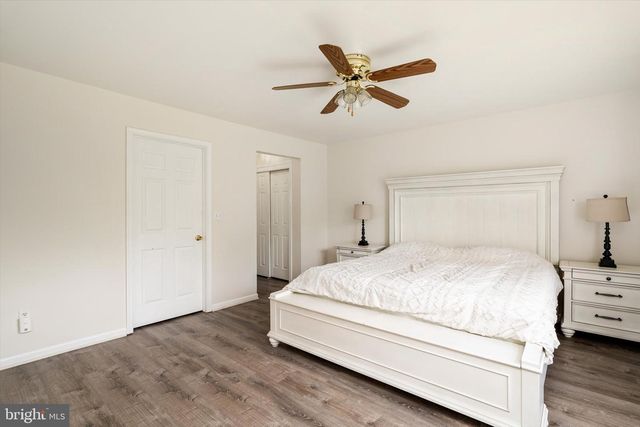 2 CARNEY WAY, Hamilton, NJ 08620