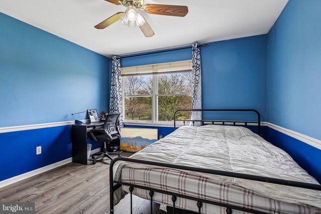 2 CARNEY WAY, Hamilton, NJ 08620
