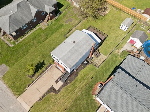 142 SANIEL, West Mifflin, PA 15122