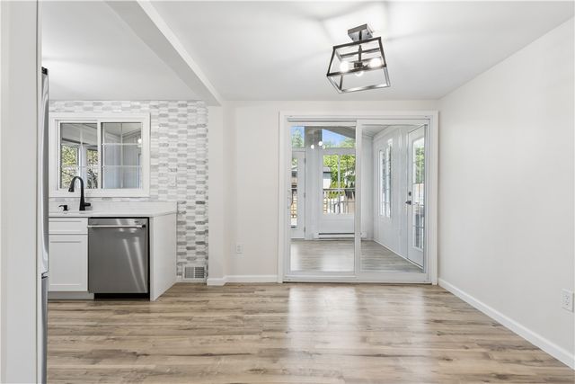 142 SANIEL, West Mifflin, PA 15122