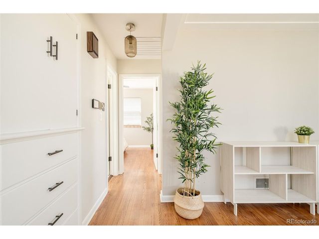 1350 E Amherst Ave, Englewood, CO 80113