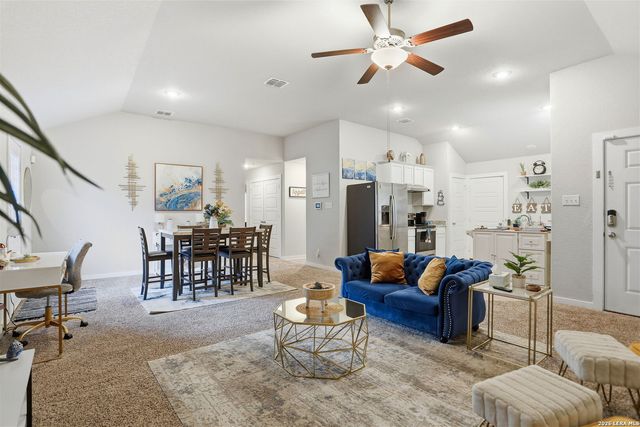 7003 Emerald Valley, San Antonio, TX 78242