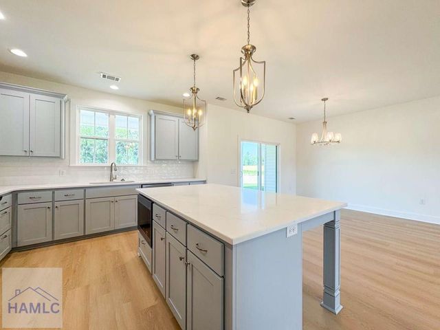 17 Carver Way, Midway, GA 31320