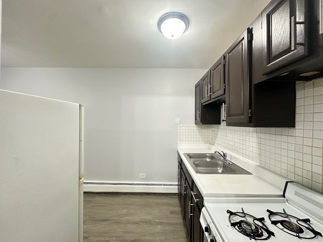 4537 N Dover Street 1D, Chicago, IL 60640