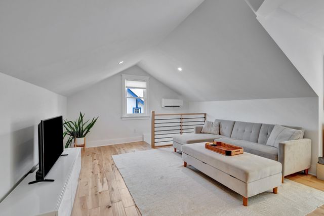 2026 Greenwood Ave, Nashville, TN 37206