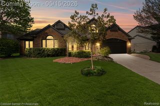 24295 Roma Ridge Drive, Novi, MI 48374