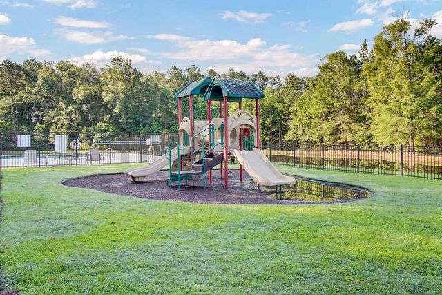 516 Man O War Lane, Moncks Corner, SC 29461